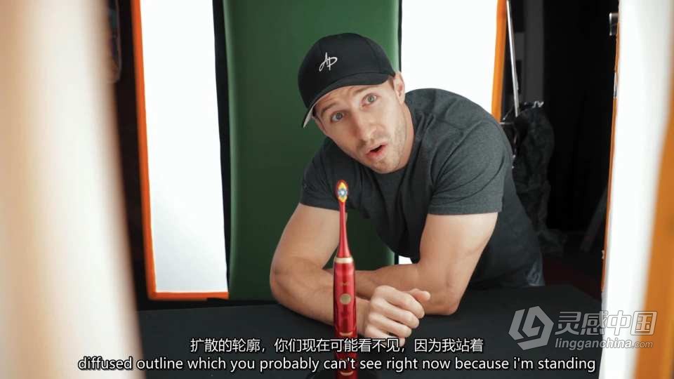 Austen Paul - 高端产品视频拍摄及后期剪辑课程中英字幕 (2022.5更新) Austen Paul - Product Video Course  灵感中国网 www.lingganchina.com