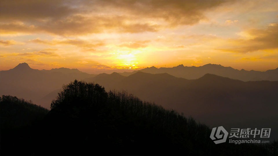 实拍视频素材-大山朝霞曙光日出壮丽户外风景实拍视频素材  灵感中国网 www.lingganchina.com