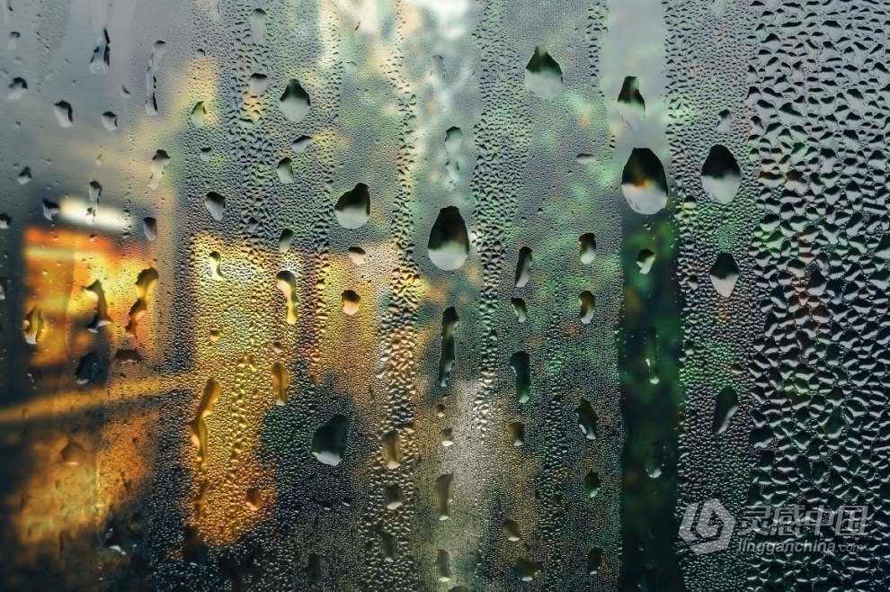 照片一键生成朦胧雾气水珠湿玻璃效果PS动作 Foggy, Rainy Window Photoshop Action  灵感中国社区 www.lingganchina.com