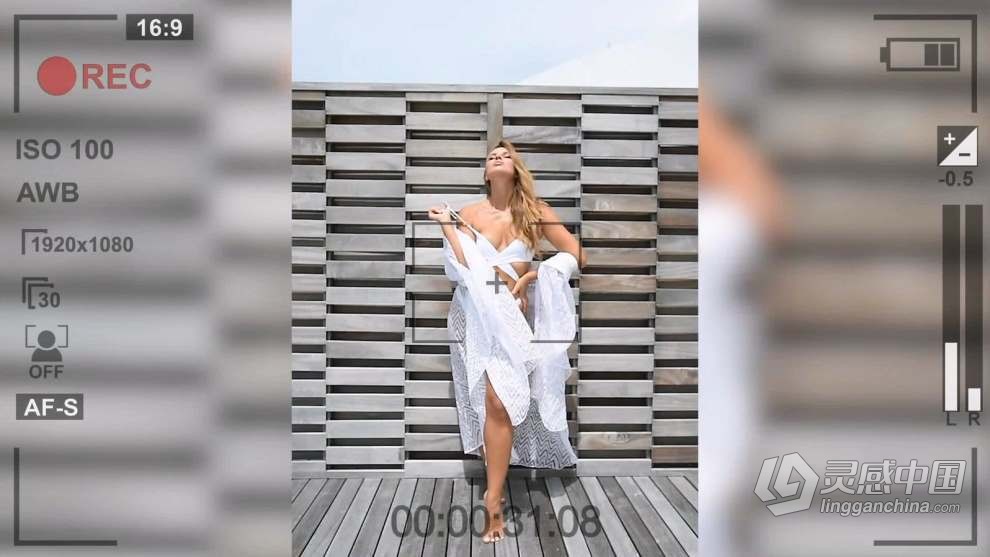INS网红 Yana Leventseva摆出顶级模特的姿势与角度教程 中文字幕 Pose as a TOP model by Yana Leventseva  灵感中国网 www.lingganchina.com