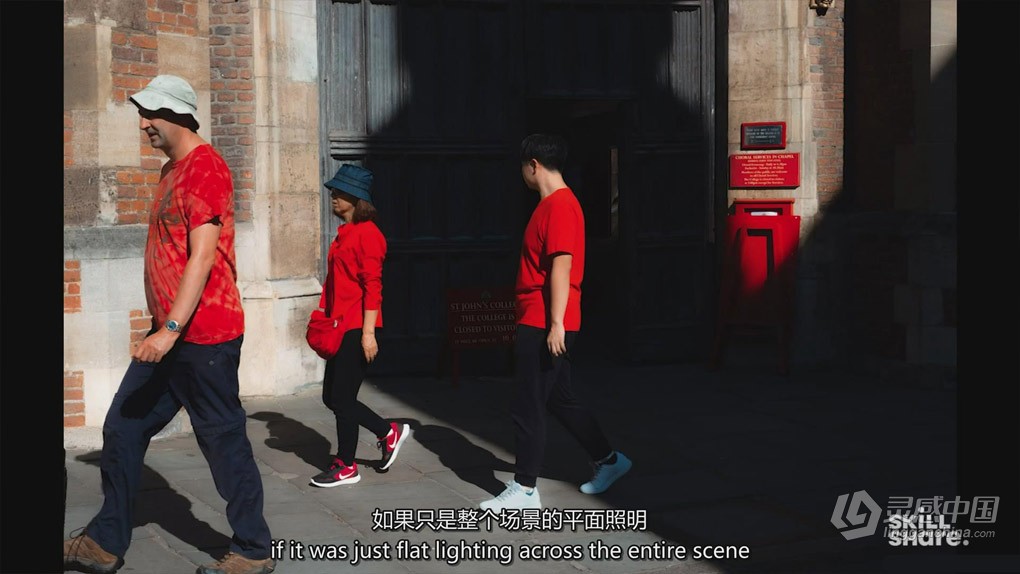 Craig Whitehead 街头摄影构图:突出照片的5种技巧教程 中英字幕  灵感中国网 www.lingganchina.com