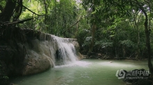 夏季旅行雨季泰国热带森林瀑布风景实拍视频素材